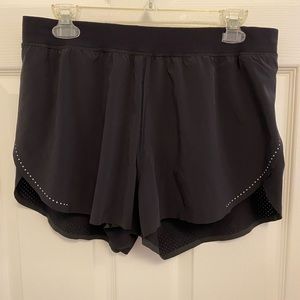 Lululemon find your pace lined shorts